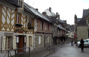 Дома в Жослен, Франция – фотографии Франции