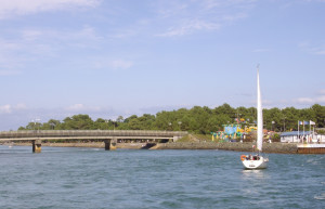 Мост в Капбретоне, Франция – фотографии Франции