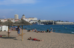 Пляж в Сен-Рафаэль, Франция. Фото 1 – фотографии Франции