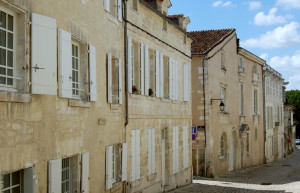 Дома в Коньяке, Франция. Фото 1 – фотографии Франции