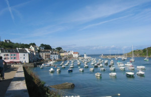 Лодки и парусники в Созоне, Франция – фотографии Франции