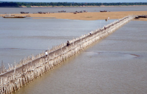 Бамбуковый мост – фотографии Камбоджи