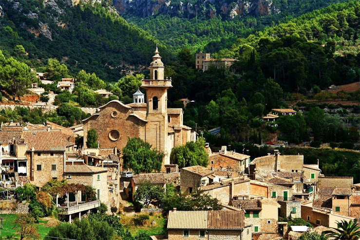 Вальдемоса (Valldemossa) Вальдемоса (Valldemossa)