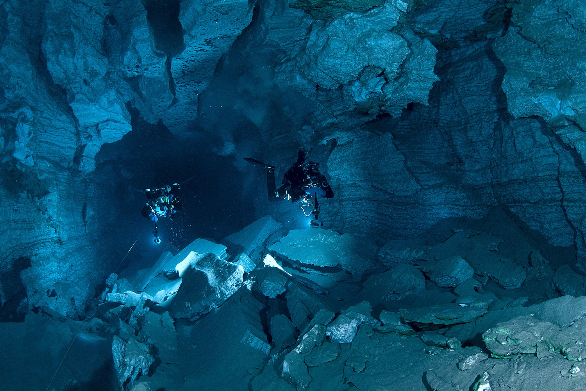 Ординская подводная пещера