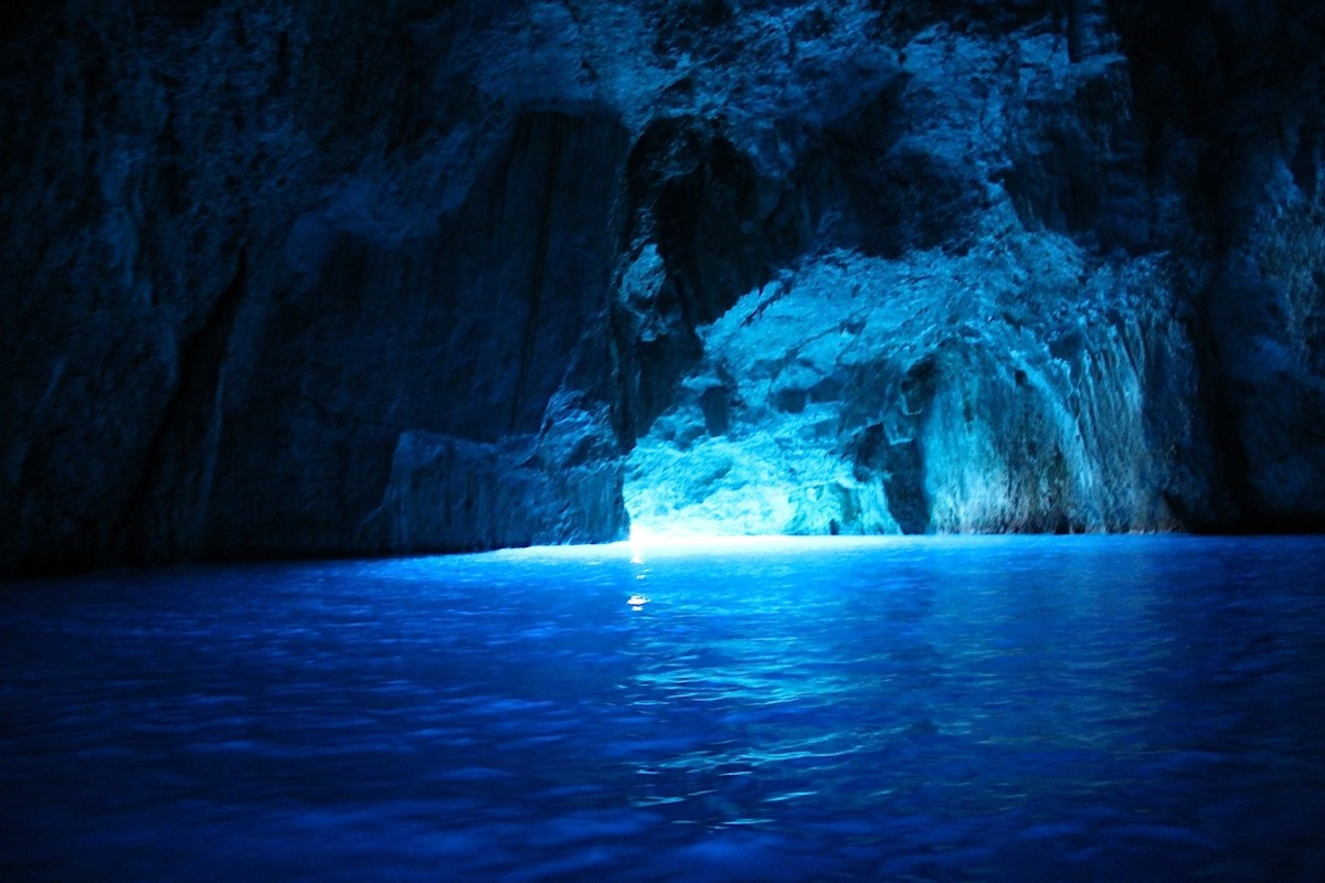 Голубая пещера Черногория