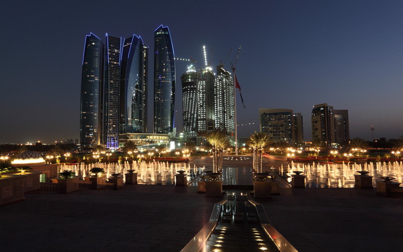 Столица ОАЭ Абу-Даби