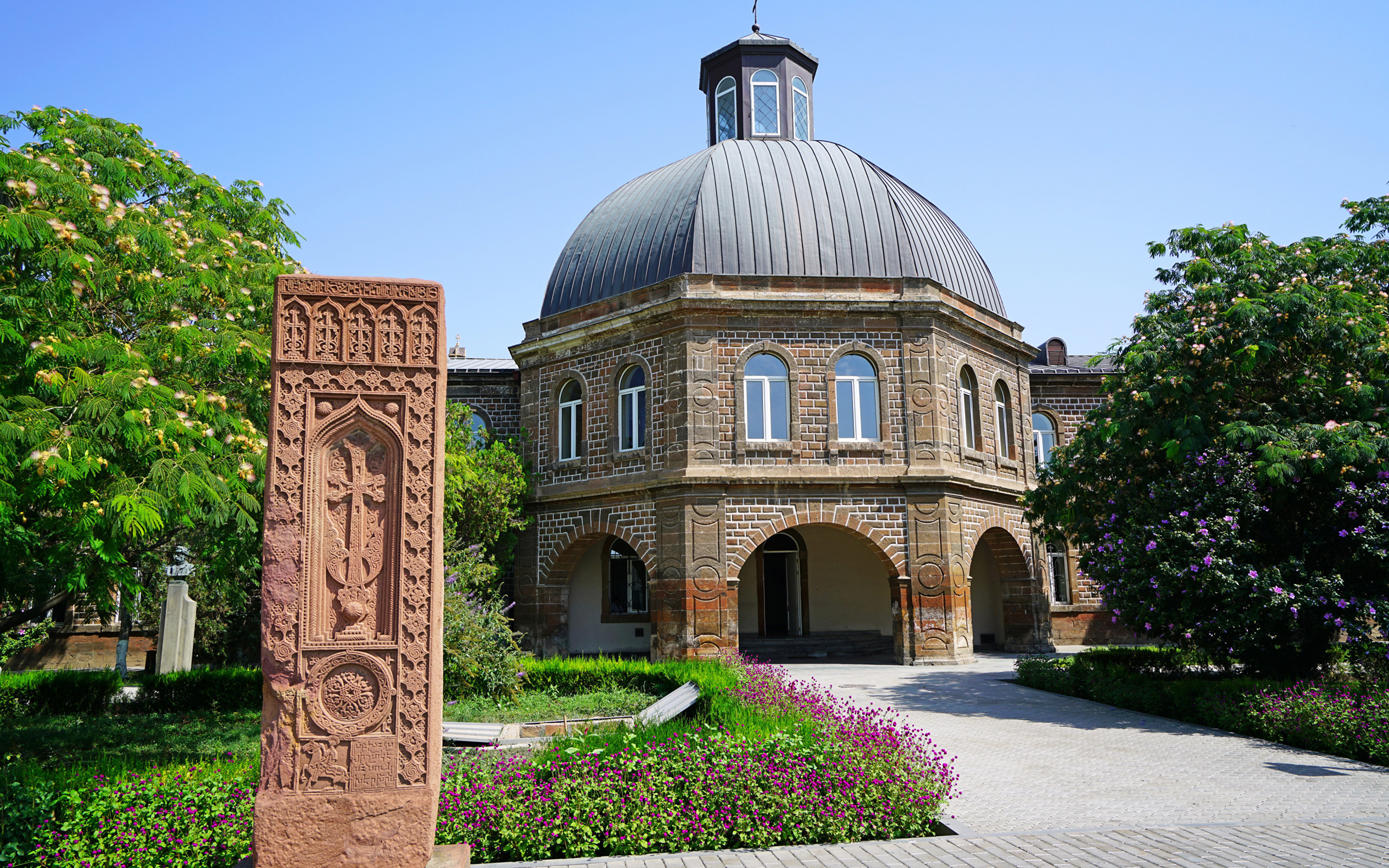 Usadba armavir адрес фото. Г Армавир Армения. Армавир (город, Армения). Армавир Армения Октемберян. Город Армавир в Ереване.