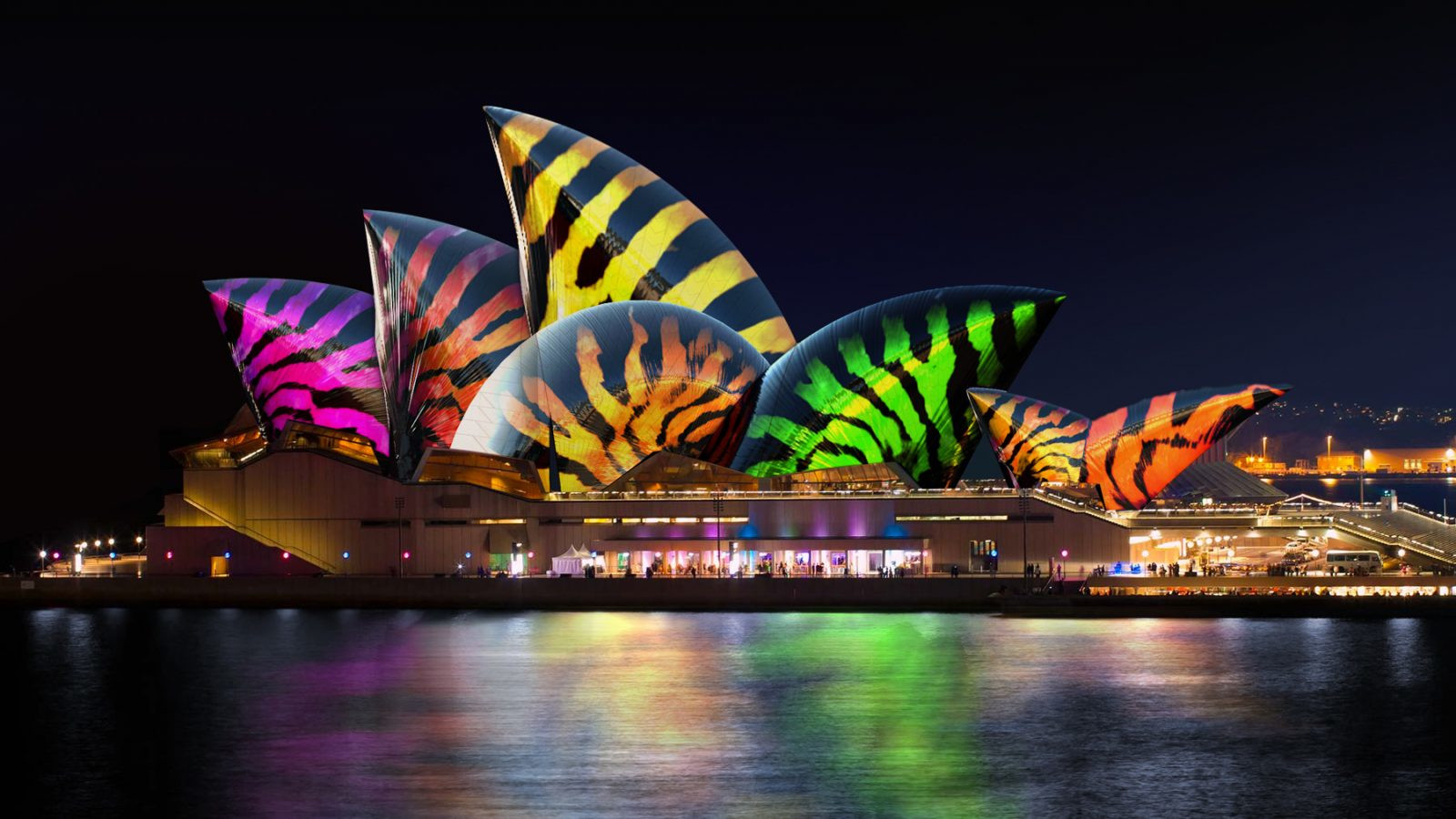 Здание современной архитектуры сиднейская Опера (Sydney Opera House) в  Австралии — фотография, размер: 1600x900