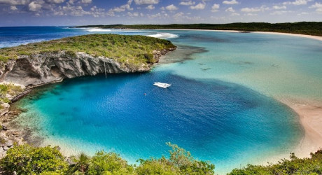 5 самых впечатляющих морских дыр