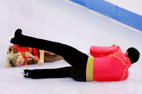 Татьяна Тотьмянина — падение на Skate America в 2004 году (2 видео)