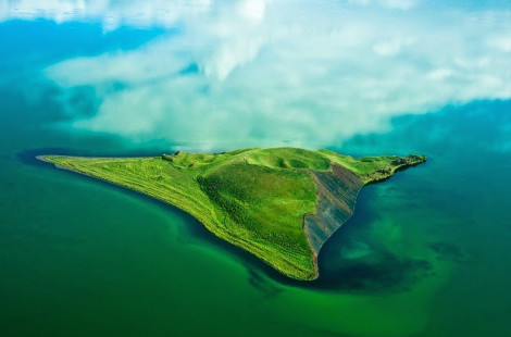 Необычные псевдократеры на территории Исландии