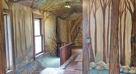 Художница из Миннеаполиса потратила 35 лет, чтобы превратить свой дом в настоящий шедевр