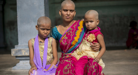 Жертва богу Вишну: как индианки бреют налысо головы, чтобы сбылись их желания