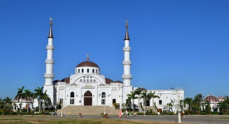 Аль-Серкаль – самая большая мечеть в Камбодже