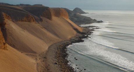 Пляж Пуэрто Чикама – место, где рождаются самые длинные волны в мире