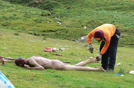 Агхори: религиозные трупоеды из Индии