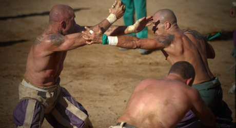 "Футбол без правил" во Флоренции