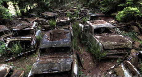 Кладбище автомобилей в Бельгии