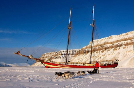 Noorderlicht – шхуна отель для путешествий по льдам Арктики