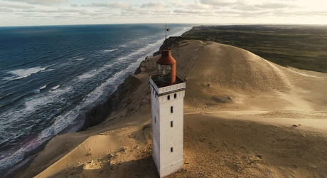 Перемещение датского маяка Рубьерг Кнуде