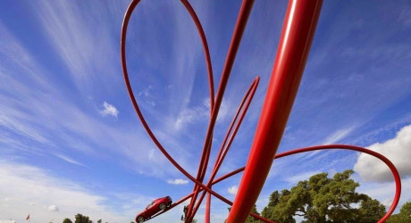 Удивительные скульптуры на фестивале скорости в Гудвуде