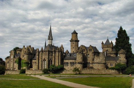 Сколько стоит побыть королевой?