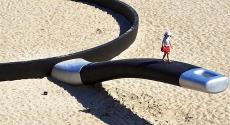 Фестиваль «Sculpture By The Sea» на пляжах Австралии