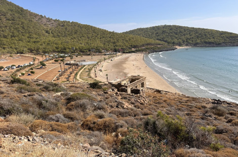 Пляж Инджекум (İncekum) в районе Aydıncık