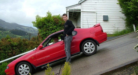 Baldwin Street в новой Зеландии – самая крутая улица в мире