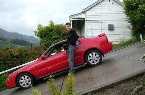 Baldwin Street в новой Зеландии – самая крутая улица в мире