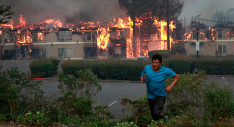Пожары в Калифорнии уничтожили часть города Санта-Роза