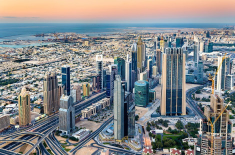 Покупка недвижимости в ОАЭ: кто и когда должен платить комиссию риелтору