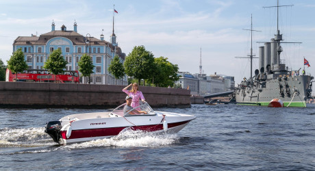 Аренда катеров в Санкт-Петербурге