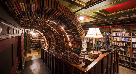 The Last Bookstore – обычный книжный магазин в Лос-Анджелесе