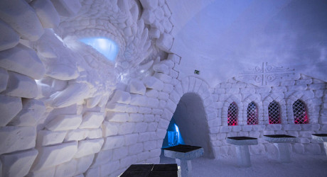 В Финляндии открылся ледяной отель, вдохновленный сериалом «Игра престолов»