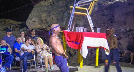 Пещерный клуб «Айяла» на Кубе