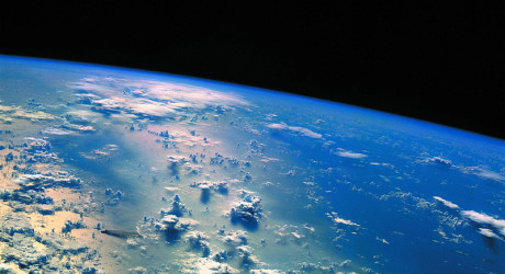 Посмотрим на облака из космоса