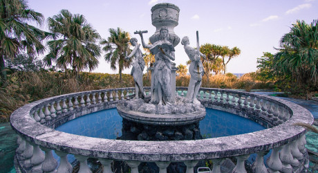 Заброшенный отель в Японии