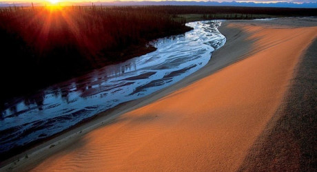 Великие песчаные дюны Кобук в Национальном парке Kobuk Valley на Аляске