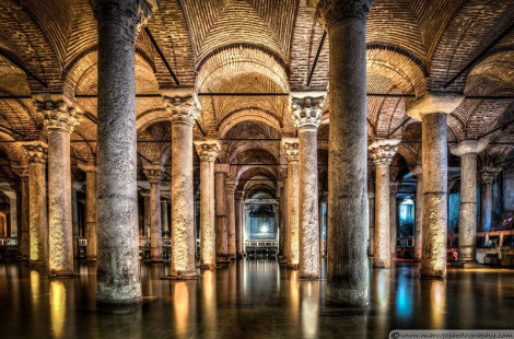 Удивительная подземная цистерна Базилика в Стамбуле