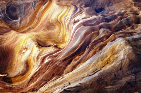 Удивительный цветной каньон в Египте