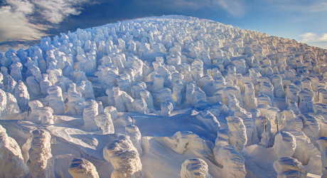 Снежные монстры горы Зао в центральной части Японии