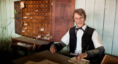 Заброшенный парк развлечений в стиле сериала «Мир Дикого Запада»