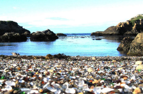 Cамые необычные пляжи: чёрный, красный и стеклянный