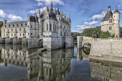 Chateau de Chenonceau – уникальный замок, построенный над рекой