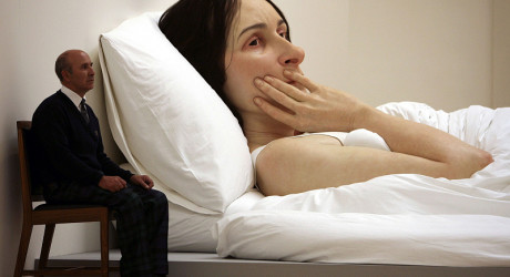 Необычные скульптуры Рона Мьюека