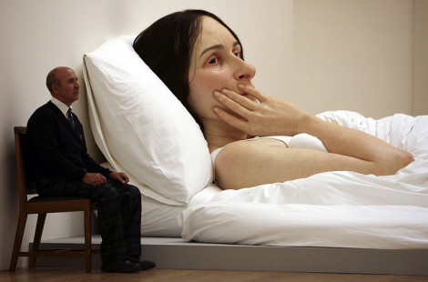 Необычные скульптуры Рона Мьюека