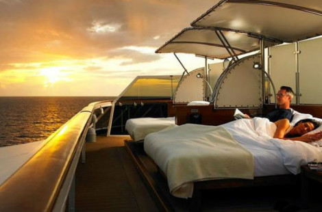 The World: круизный лайнер, на борту которого продаются роскошные апартаменты