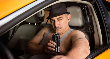 Антигламурный календарь таксистов Нью-Йорка