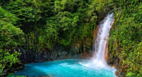 Бирюзовая река Рио Селеста – уникальная природная оптическая иллюзия